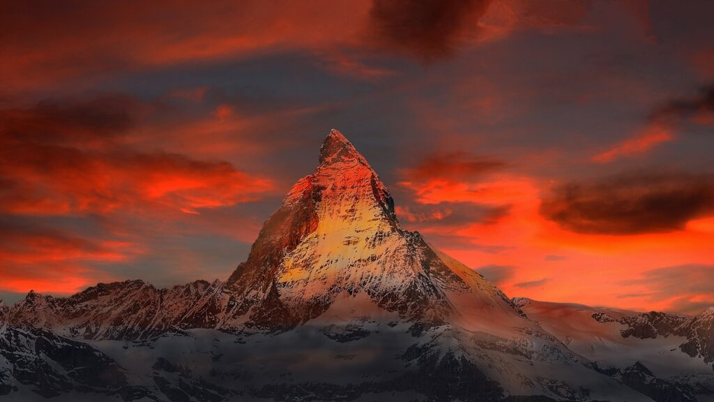 mountains, snow, sunset-862870.jpg